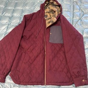 NWOT Men’s Marmot heavy hooded Jacket Sz XL in Excellent shape. Retail $169